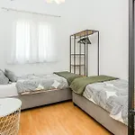 Cozy In With Kitchen * فير