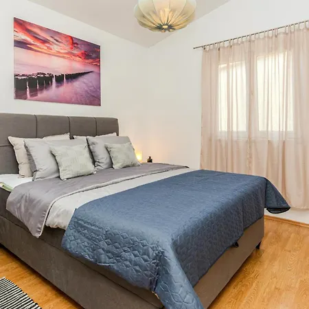 Cozy In With Kitchen Апартаменты