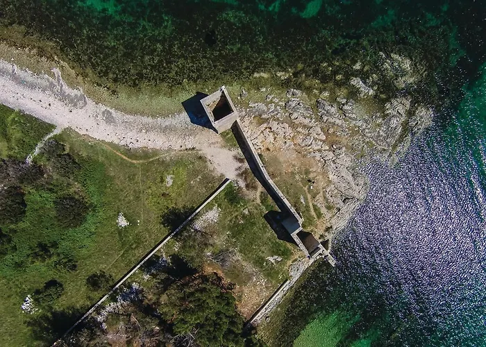 شقة Cozy In With Kitchen *