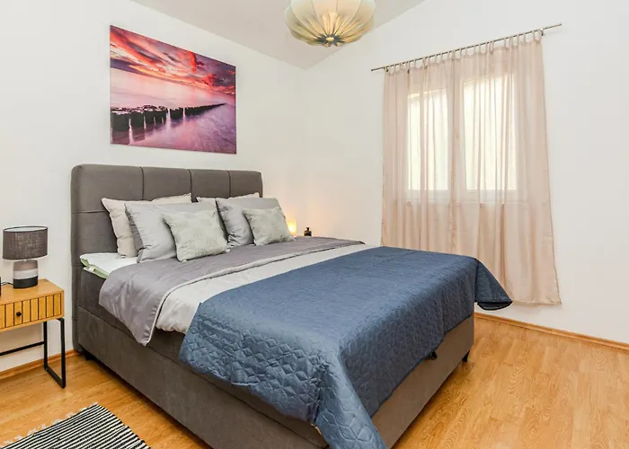 Cozy In With Kitchen Апартаменты