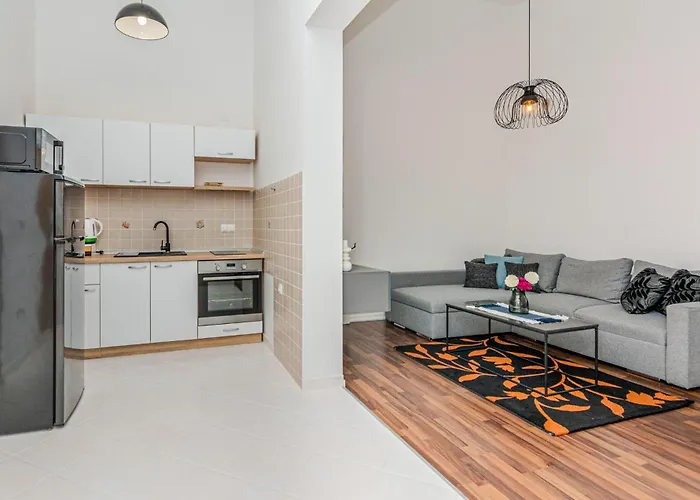 Cozy In With Kitchen شقة